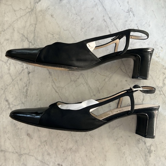 CHANEL Authentic Black Cap-Toe Slingback Heels 36.5 - Picture 3 of 9